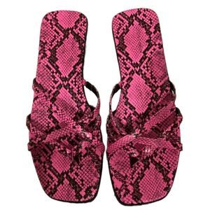 14th & Union Pink & Black Sandals